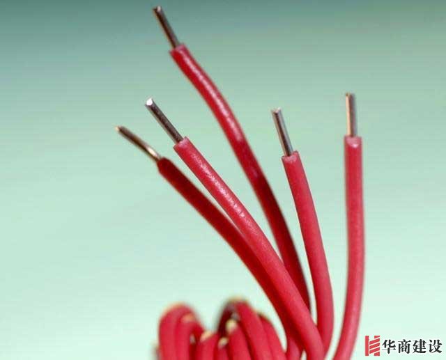 现在装修都把电线藏在墙壁里,线路老化了能换吗