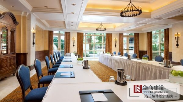 简约大气上档次的办公室会议室装修设计